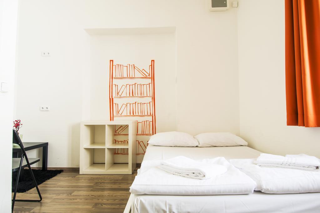 Hostel Safestay Prague Charles Bridge Prague